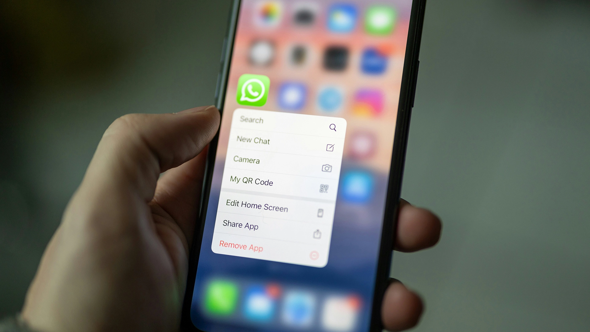 Meta Tilf&oslash;jer AI-Drevne Resum&eacute;er Til WhatsApp