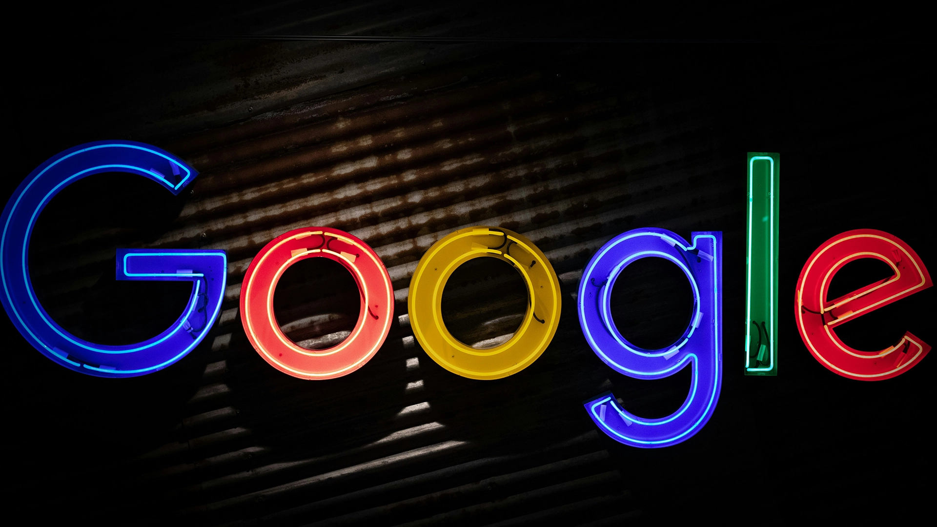 Google St&aring;r Over for Antitrustklage i EU p&aring; Grund af AI Overblik