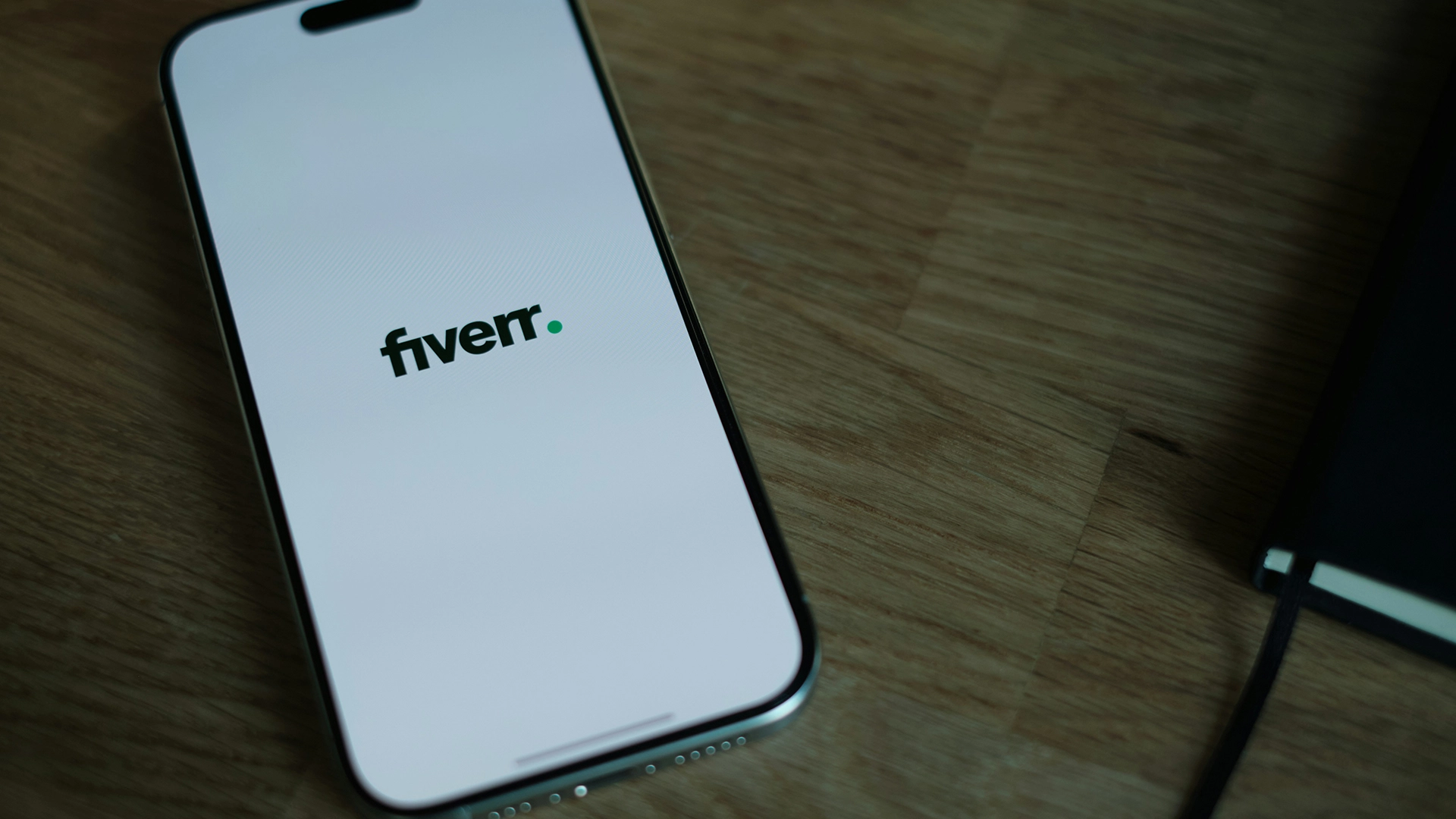 Fiverr Skifter Til AI Struktur Og Fyrer 30% Af Arbejdsstyrken